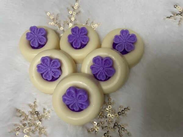 Fondant parfumé senteur «Violette» – Image 2