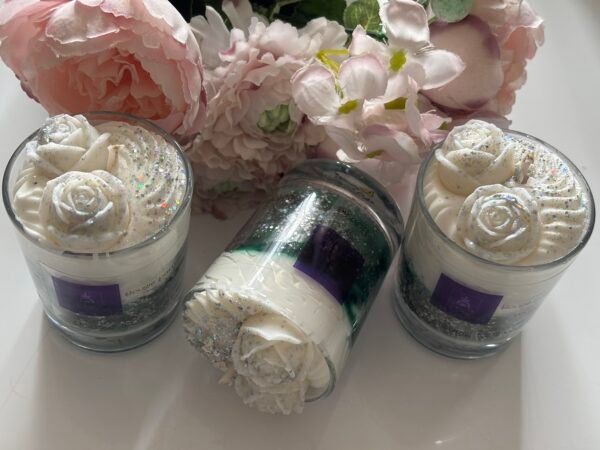 Bougie gourmande senteur « Muguet » – Image 2