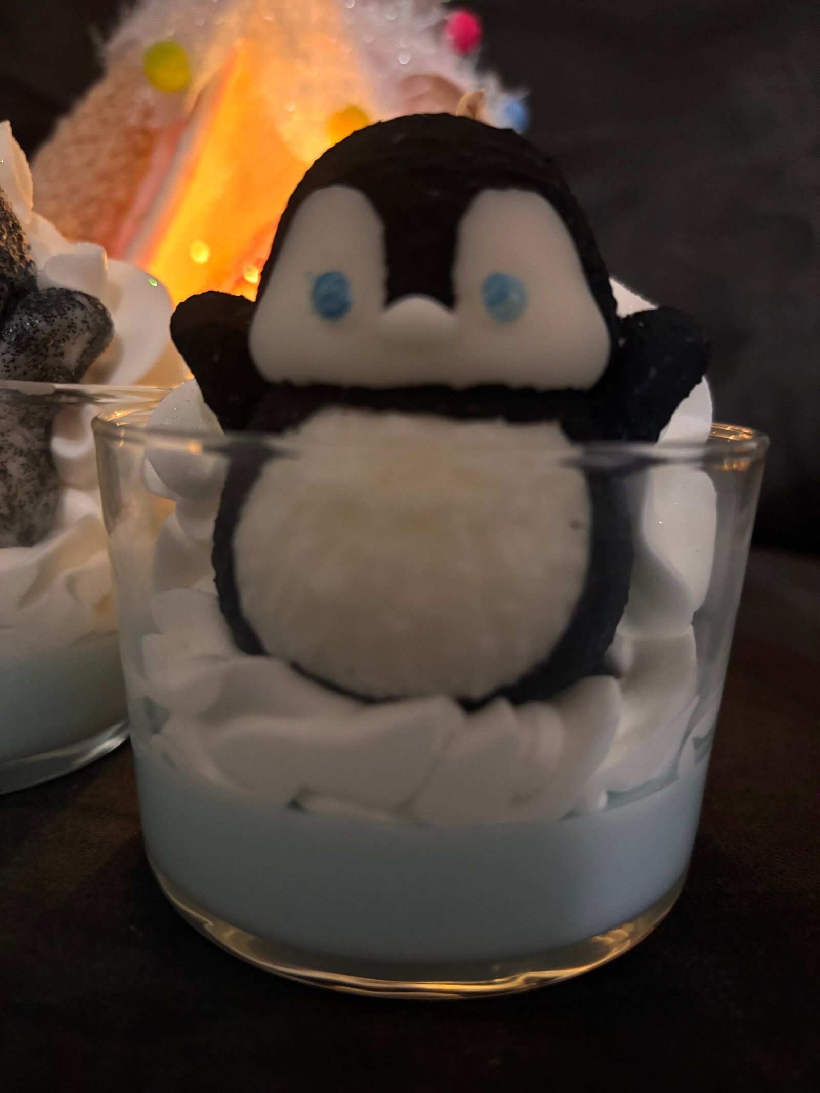 Bougie gourmande pingouin senteur «Marron glacé » – Image 2