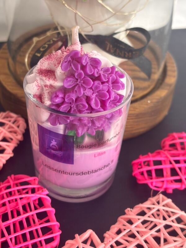Bougie gourmande senteur «Lilas » P