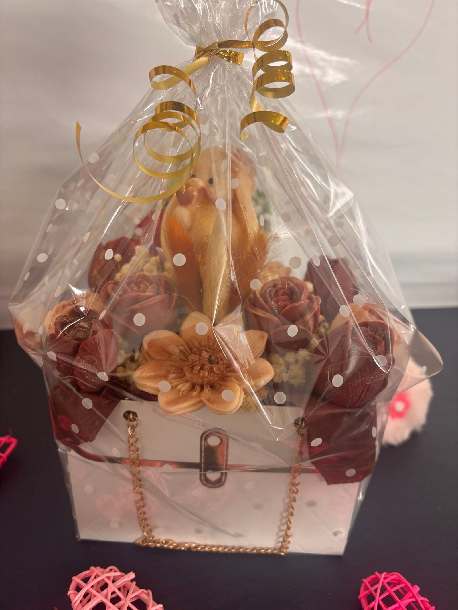 Bouquet sac à main fondants parfumés 206 inspiration « Black opium » – Image 5
