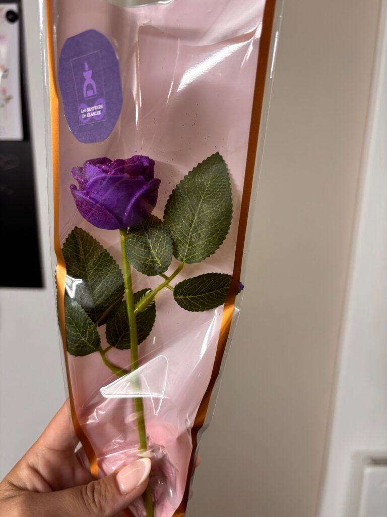 Rose éternelle senteur «Lavande »