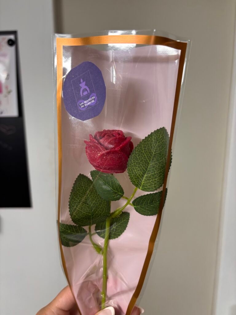 Rose éternelle senteur «Pomme d’amour »